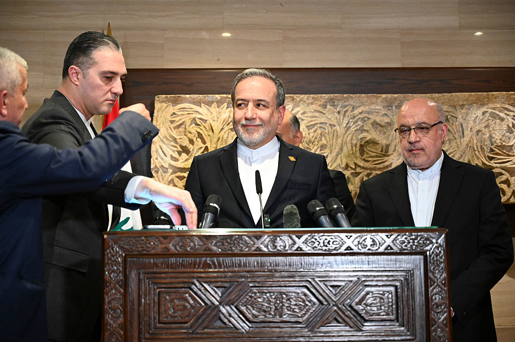 عراقجي: إيران لم تطلب وقف إطلاق النار وترفض أي تفاوض مع الولايات المتحدة